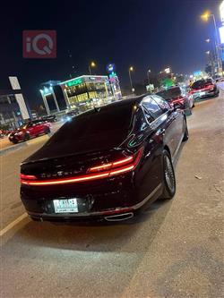 جێنسس G90